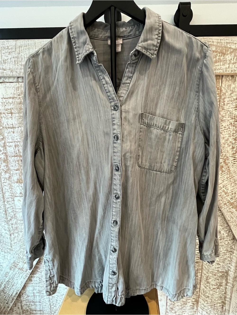 Chico’s Long Sleeve Grey Button Up Blouse Size L/XL (3)